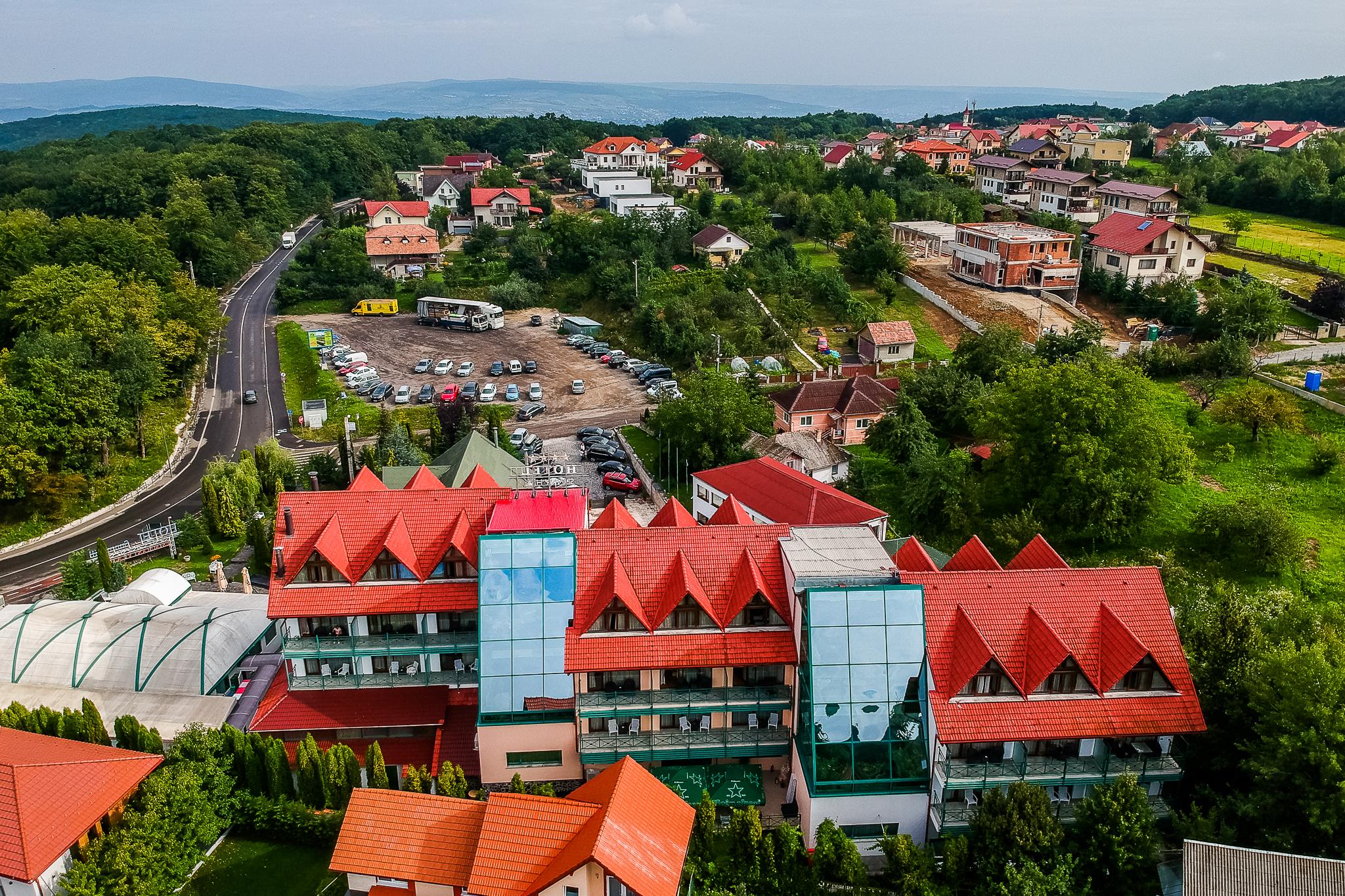 Hotel Sunny Hill Cluj-Napoca Exterior foto